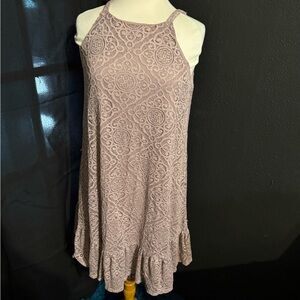 Lace-Overlay Sleeveless Ruffle Hem Dress in Mauve Pink